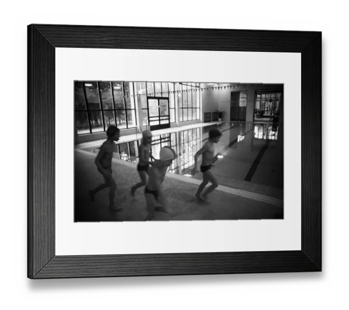 Framed Print : GDR, Bernau, 29. 01. 1990, Waldsiedlung
