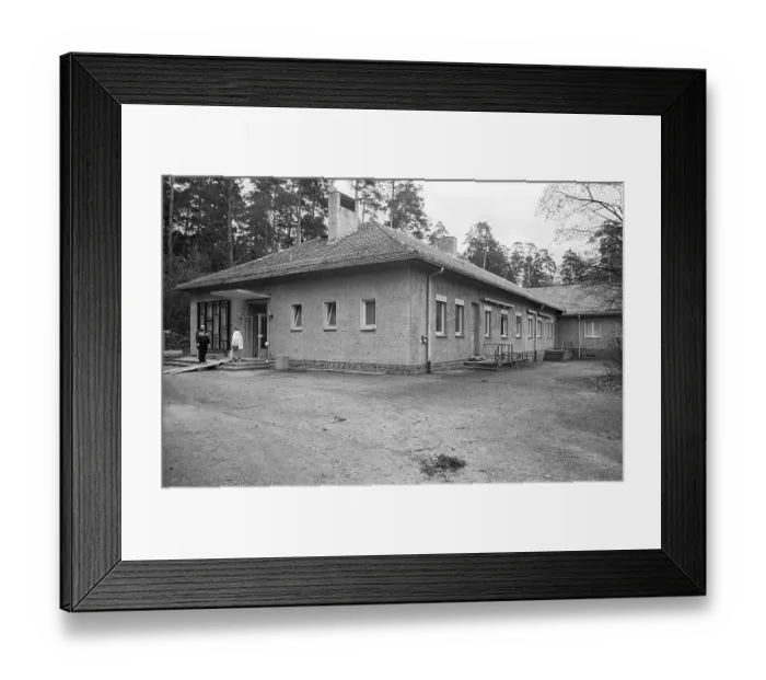 Framed Print : GDR, Bernau, 29. 01. 1990, Waldsiedlung