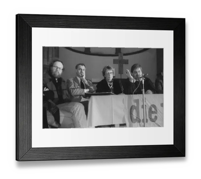 Framed Print : Squatters, Forum in the Gethsemane Church (from left to right) ? Framed Print : Squatters, Forum in the Gethsemane Church (from left to right) ?