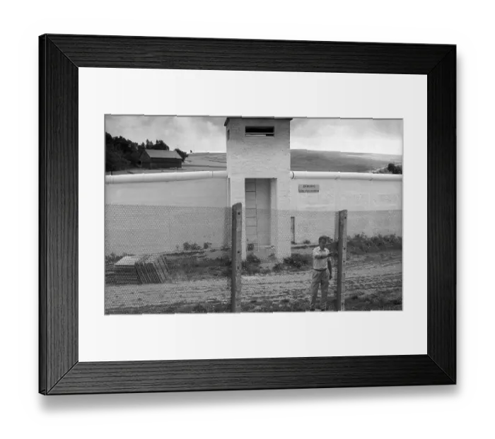 Framed Print : Germany, Moedlareuth, 18. 08. 1991
