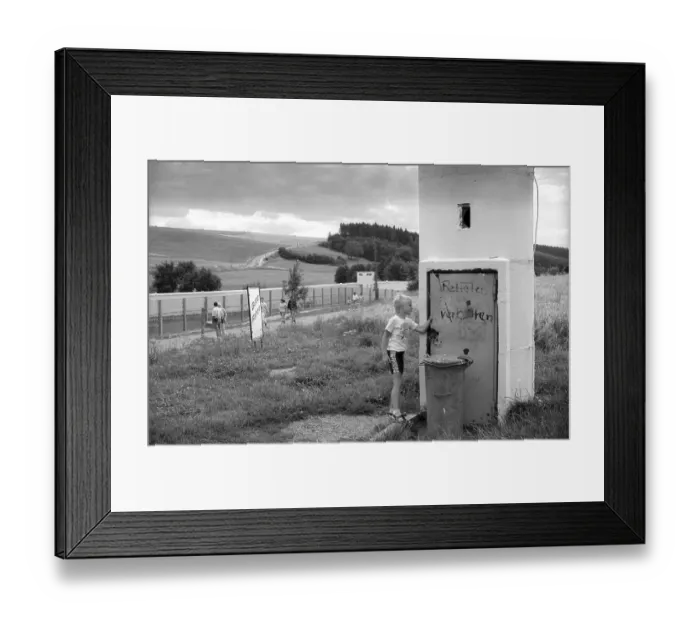 Framed Print : Germany, Moedlareuth, 18. 08. 1991 Framed Print : Germany, Moedlareuth, 18. 08. 1991