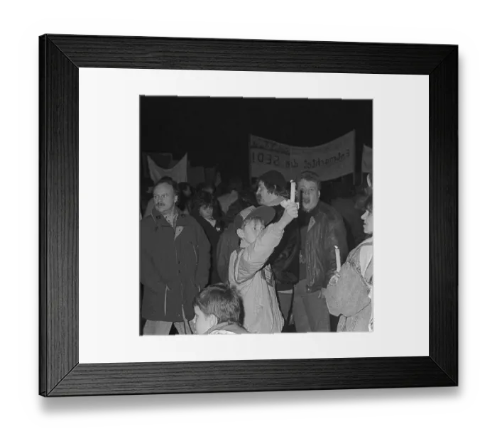 Framed Print : GDR, Berlin, 15. 01. 1990, occupation of the Stasi headquarters in Normannenstrasse