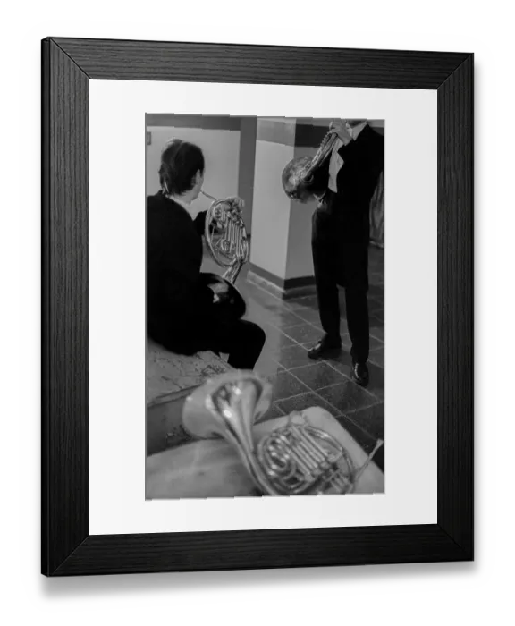 Framed Print : GDR, Berlin, 19. 02. 1989, XII