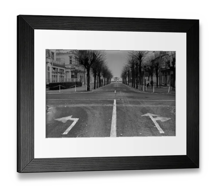 Framed Print : GDR, Binz, 04. 11. 1988, street to the beach
