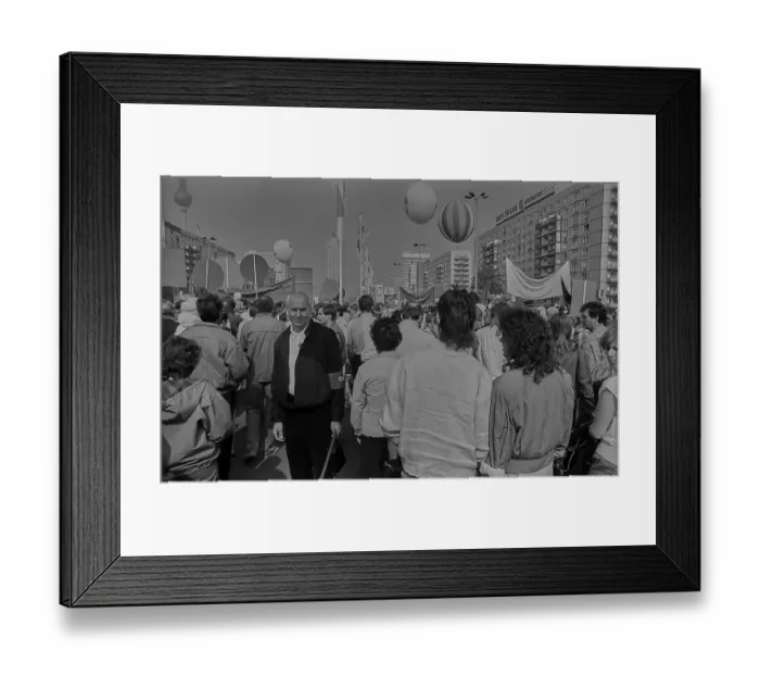 Framed Print : GDR, Berlin, 01.05.1988, 1st May demonstration in Karl-Marx-Allee Framed Print : GDR, Berlin, 01.05.1988, 1st May demonstration in Karl-Marx-Allee
