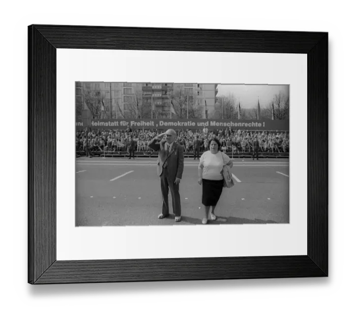Framed Print : GDR, Berlin, 01.05.1988, 1st May demonstration in Karl-Marx-Allee Framed Print : GDR, Berlin, 01.05.1988, 1st May demonstration in Karl-Marx-Allee