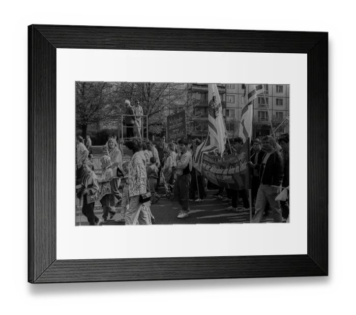 Framed Print : GDR, Berlin, 01.05.1988, 1st May demonstration in Karl-Marx-Allee