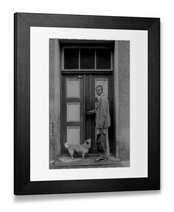 Framed Print : GDR, Feldberg, 15.09.1989, street scene in Feldberg