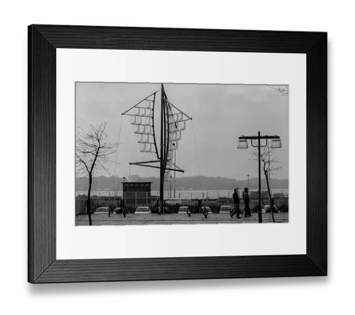 Framed Print : GDR, Rostock, 31.10.1989, harbour