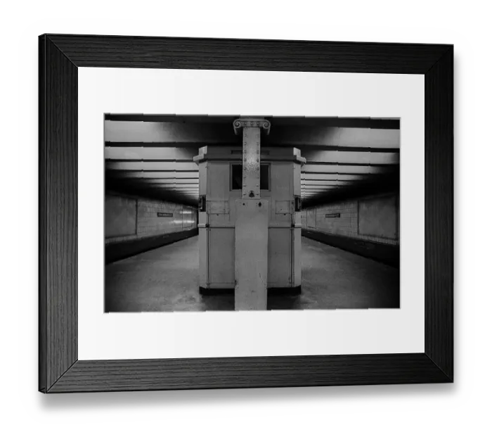 Framed Print : GDR, Berlin, 28.08.1988, Rosa-Luxemburg-Platz underground station Framed Print : GDR, Berlin, 28.08.1988, Rosa-Luxemburg-Platz underground station