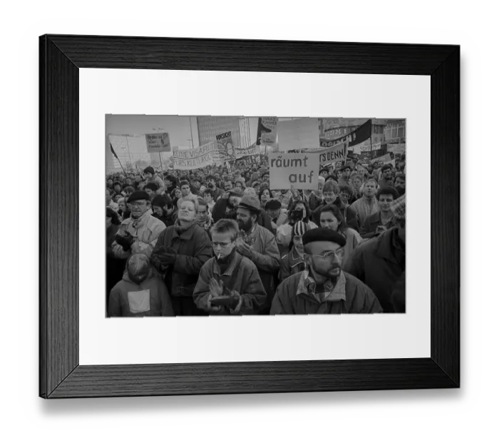 Framed Print : GDR, Berlin, 19.11.1989, demonstration on 19 November 89: rally on Alexanderplatz