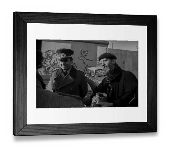Framed Print : GDR, Berlin, 19 November 1989, after the demonstration on 19 November