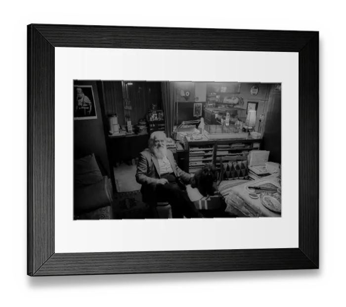 Framed Print : West Berlin, 21.1.1990, Schlueter cinema in Schlueterstrasse Framed Print : West Berlin, 21.1.1990, Schlueter cinema in Schlueterstrasse