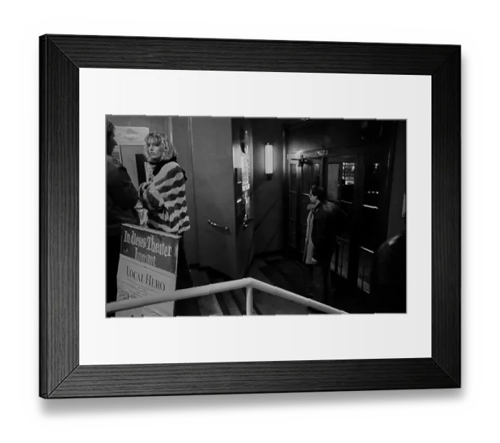 Framed Print : West Berlin, 21.1.1990, Schlueter cinema in Schlueterstrasse