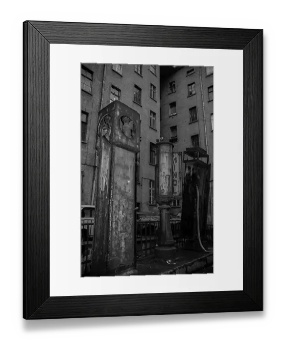 Framed Print : GDR, Berlin, 28.1.1990, old petrol station in a backyard in Kastanienallee