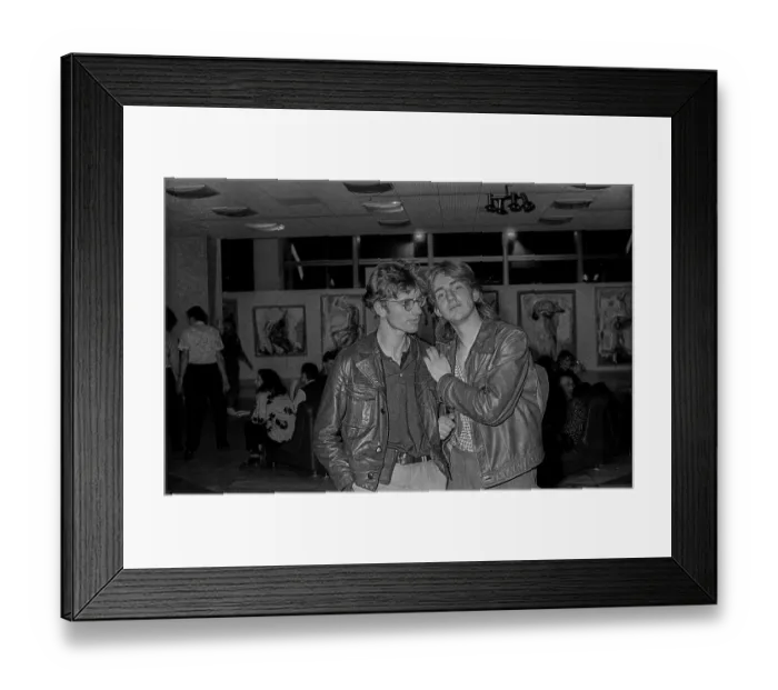 Framed Print : GDR, Berlin, 26.1.1990, Palast total