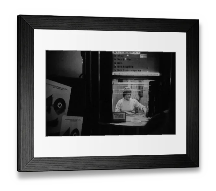 Framed Print : GDR, Berlin, 23.04.1990, Colosseum cinema