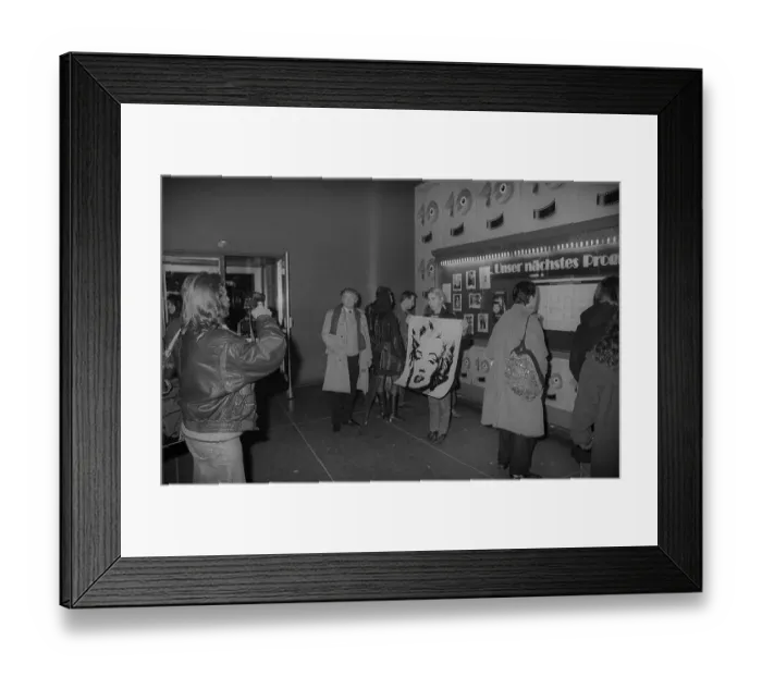 Framed Print : GDR, Berlin, 13.02.1990, Schoenhauser Allee