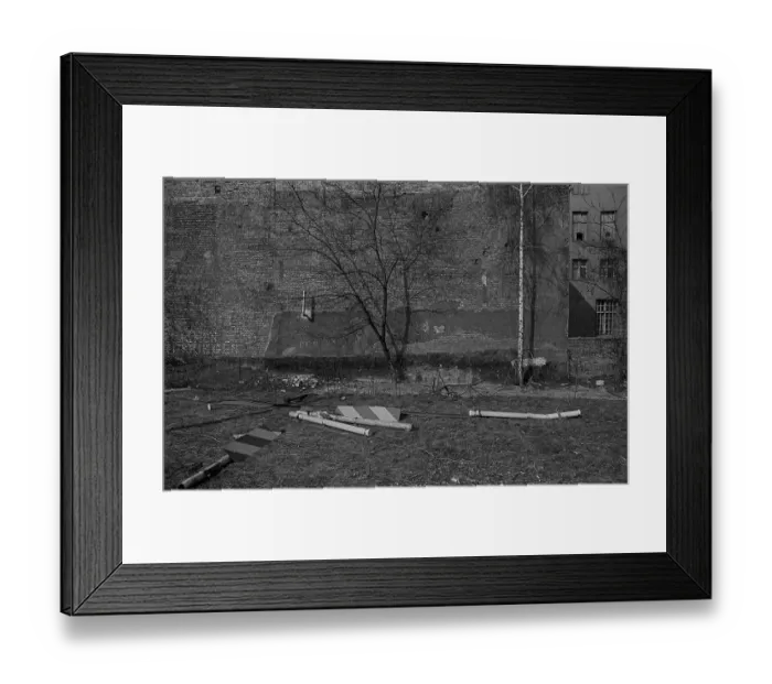 Framed Print : GDR, Berlin, 16.03.1990, Potsdamer Platz