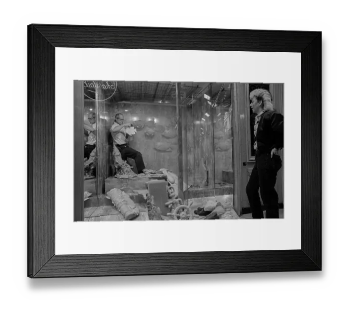 Framed Print : France, Paris, 23.03.1990, in the textile district on the Rue Saint Denis