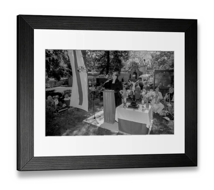 Framed Print : Germany, Berlin, 31 May 1991, annual celebration at Elisabeth Stift Framed Print : Germany, Berlin, 31 May 1991, annual celebration at Elisabeth Stift