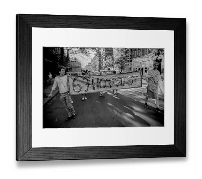 Framed Print : Germany, Berlin, 1.07.1991, the KULE (Kunst+Leben) people are advertising their yard party