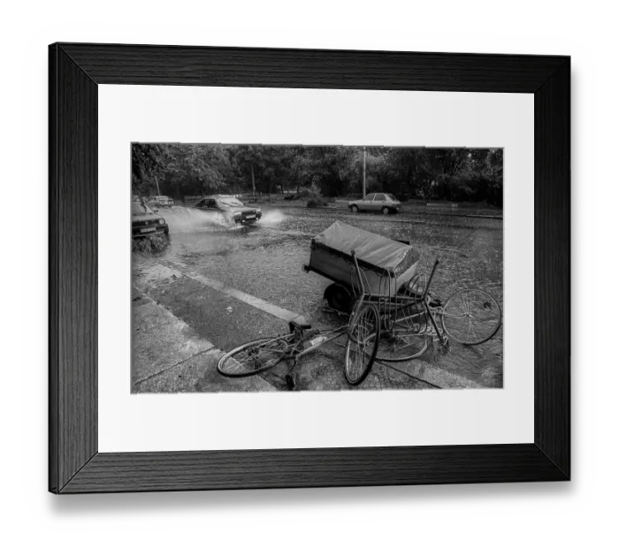 Framed Print : Germany, Berlin, 08.07.1991, thunderstorm in Oranienburger Strasse Framed Print : Germany, Berlin, 08.07.1991, thunderstorm in Oranienburger Strasse