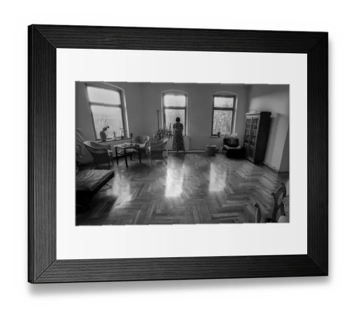 Framed Print : Germany, Berlin, 16.07.1991, lonely woman in large room
