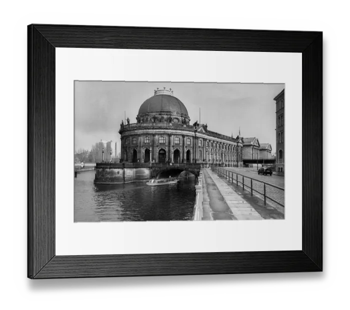 Framed Print : Germany, Berlin, 08.04.1991, Museum Island