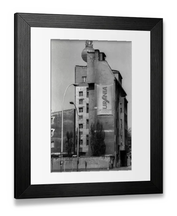 Framed Print : Germany, Berlin, 16.04.1991, House in Mitte