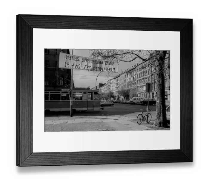 Framed Print : Germany, Berlin, 21.04.1991, Oderberger Strasse  /  Kastanienallee
