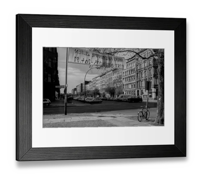 Framed Print : Germany, Berlin, 21.04.1991, Oderberger Strasse  /  Kastanienallee