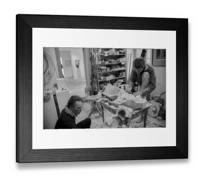Framed Print : Germany, Berlin, 21.04.1991, Lemonde and Marco in the Oderform workshop Framed Print : Germany, Berlin, 21.04.1991, Lemonde and Marco in the Oderform workshop