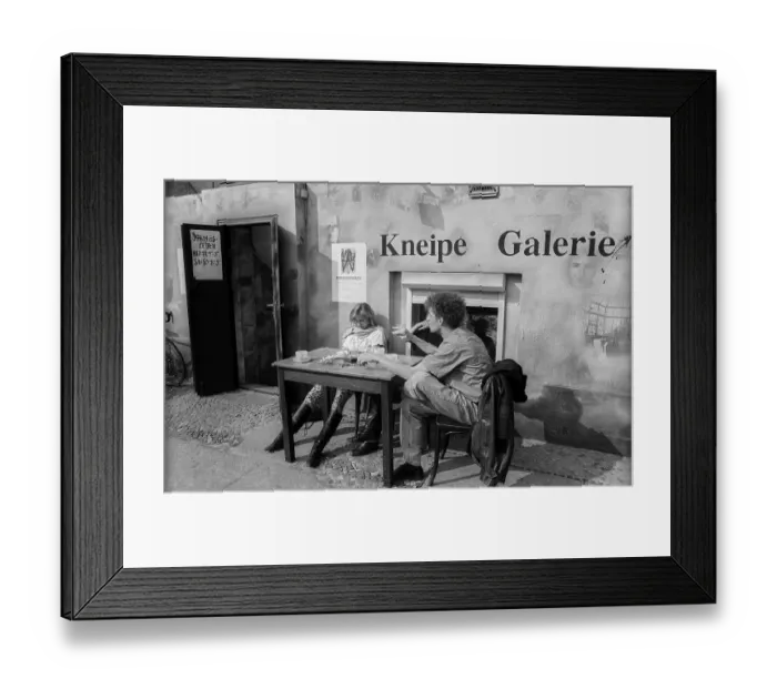 Framed Print : Germany, Berlin, 21.04.1991, Kellerkneipe Assel Framed Print : Germany, Berlin, 21.04.1991, Kellerkneipe Assel