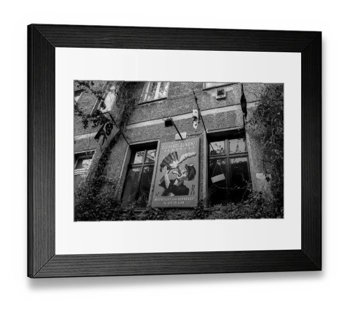 Framed Print : Germany, Berlin, 21 May 1991, PGH Gluehende Zukunft
