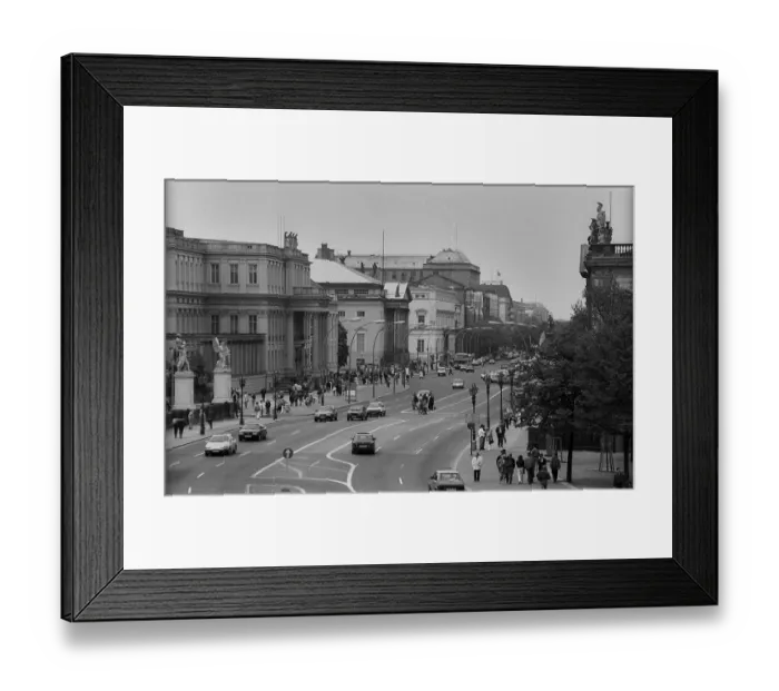 Framed Print : Germany, Berlin, 21.05.1991, Unter den Linden  /  Schlossbruecke