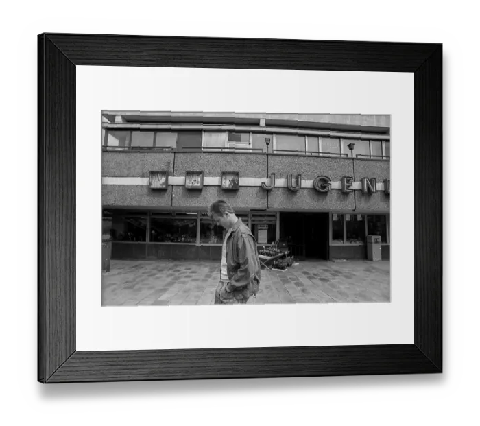 Framed Print : Germany, Berlin, 22 May 1991, closed youth club in Marzahn