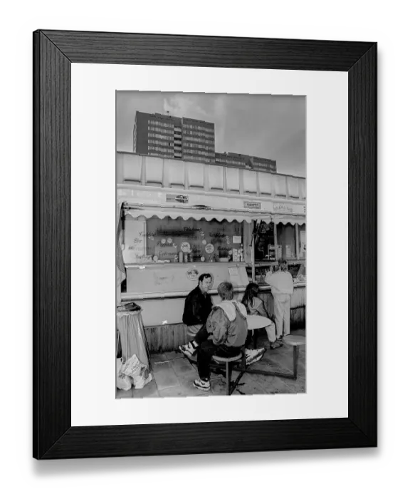 Framed Print : Germany, Berlin, 22 May 1991, snack bar in Marzahn