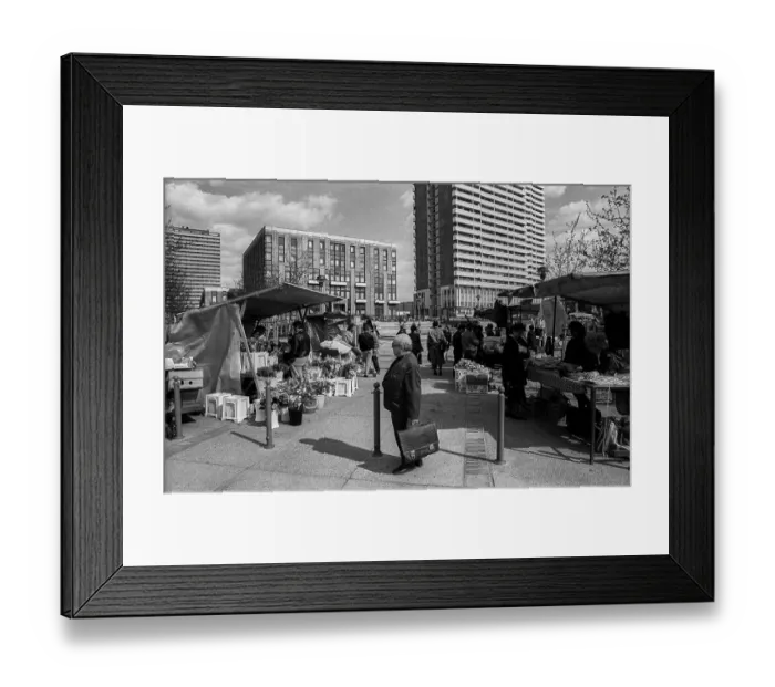 Framed Print : Germany, Berlin, 22 May 1991, market in Marzahn