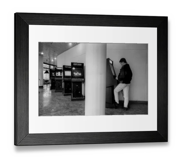 Framed Print : Germany, Berlin, 22.11.1994, SEZ Framed Print : Germany, Berlin, 22.11.1994, SEZ