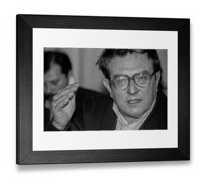 Framed Print : Germany, Berlin, 15.02.1991, round table discussion Experience with censorship Framed Print : Germany, Berlin, 15.02.1991, round table discussion Experience with censorship