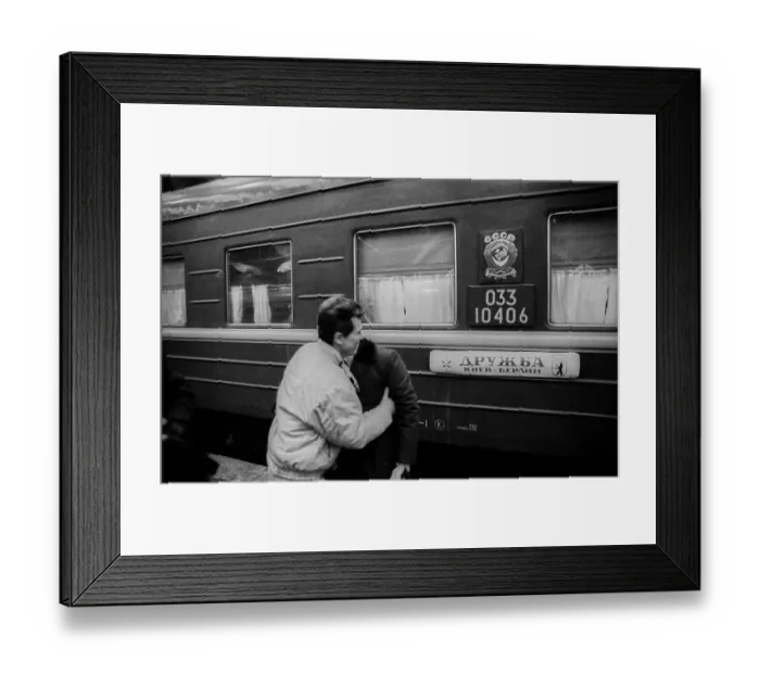 Framed Print : Germany, Berlin, 8 November 1990 Framed Print : Germany, Berlin, 8 November 1990