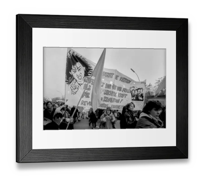 Framed Print : Germany, Berlin, 08.03.1991, Women's demonstration on 8 March (International Women's Day)