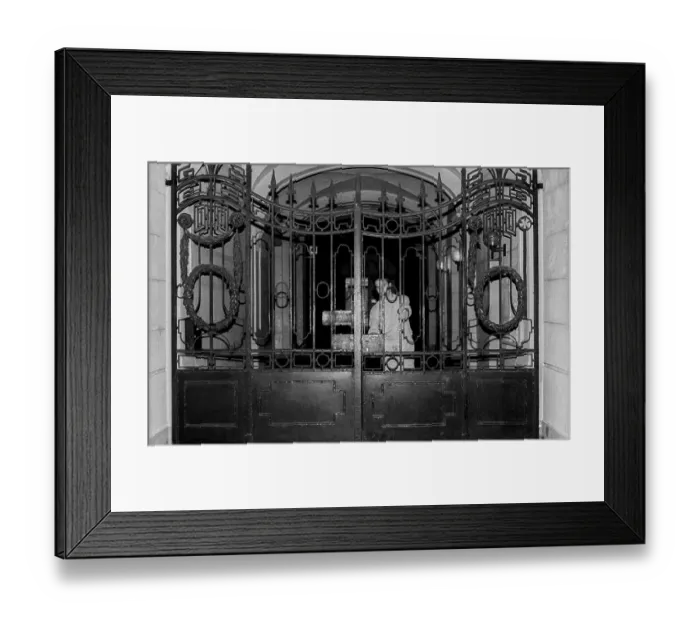 Framed Print : Germany, Berlin, 30 October 1990 Framed Print : Germany, Berlin, 30 October 1990