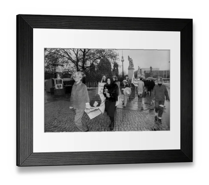 Framed Print : Germany, Berlin, 17 November 1990