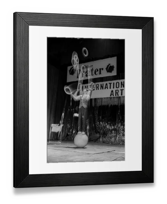 Framed Print : Germany, Berlin, 07.11.1990, International Artists Ball