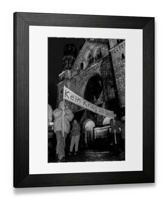 Framed Print : Germany, Berlin, 23 November 1990