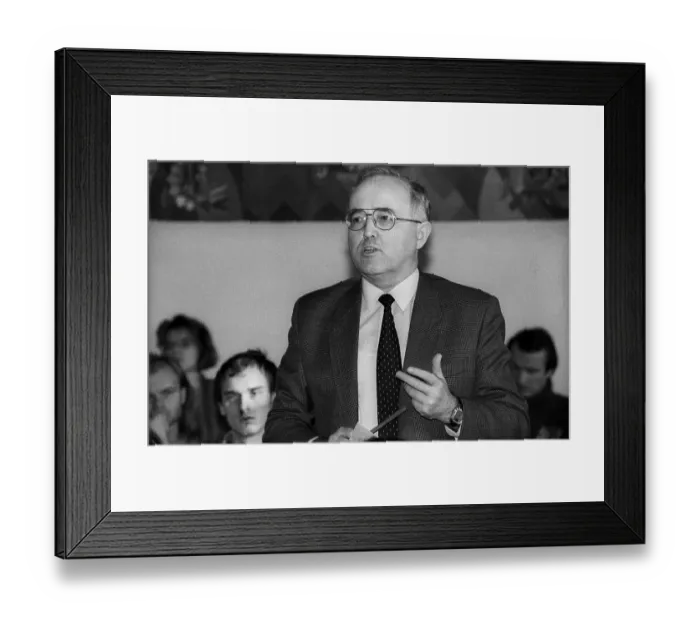 Framed Print : Germany, Berlin, 10.11.1990 Framed Print : Germany, Berlin, 10.11.1990