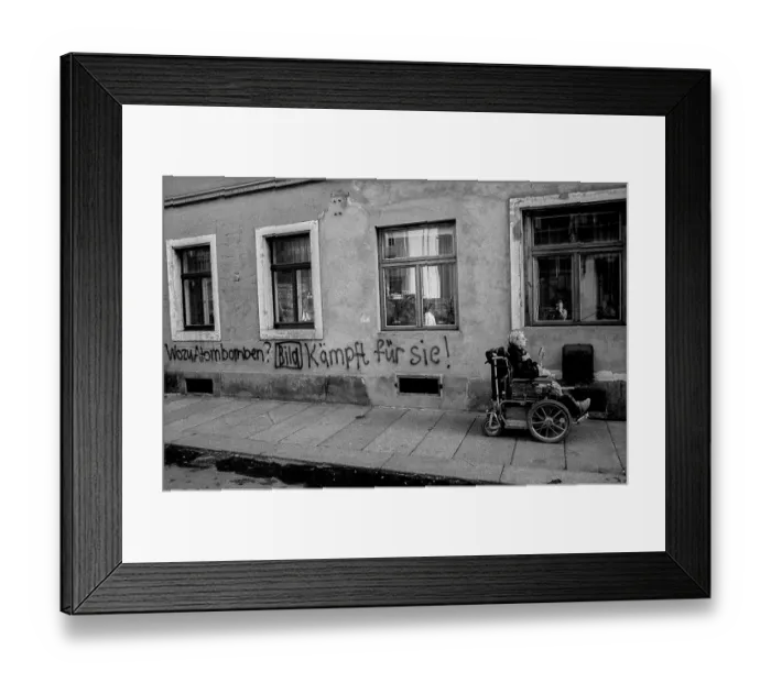 Framed Print : Germany, Dresden, 19 October 1990 Framed Print : Germany, Dresden, 19 October 1990