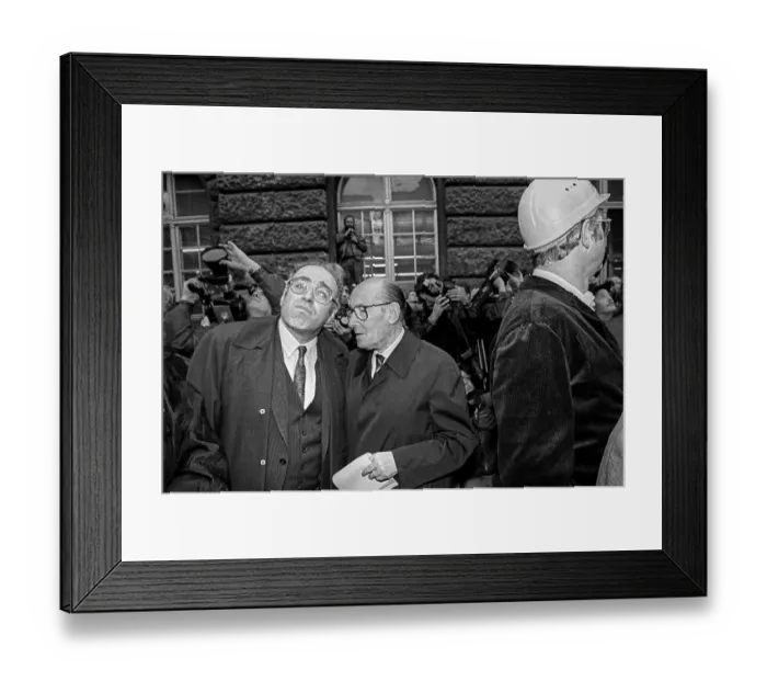 Framed Print : Germany, Berlin, 29.10.1990, Topping-out ceremony of the New Synagogue Berlin in Oranienburger Strasse Framed Print : Germany, Berlin, 29.10.1990, Topping-out ceremony of the New Synagogue Berlin in Oranienburger Strasse